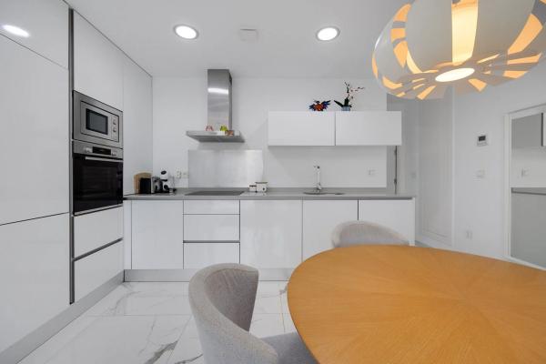 Casa independiente en CL Fausto