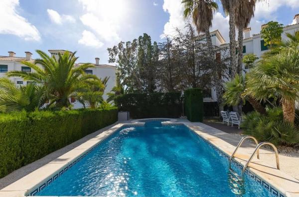 Casa independiente en calle Sierra Espuña