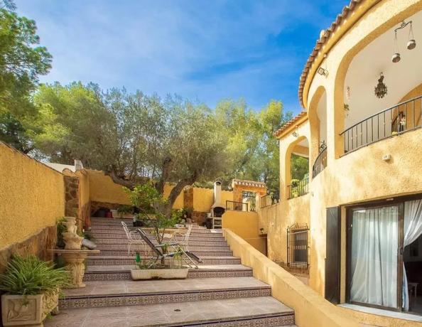 Casa independiente en calle los Pirineos, 48