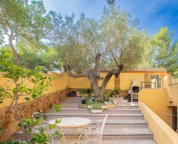 Casa independiente en calle los Pirineos, 48