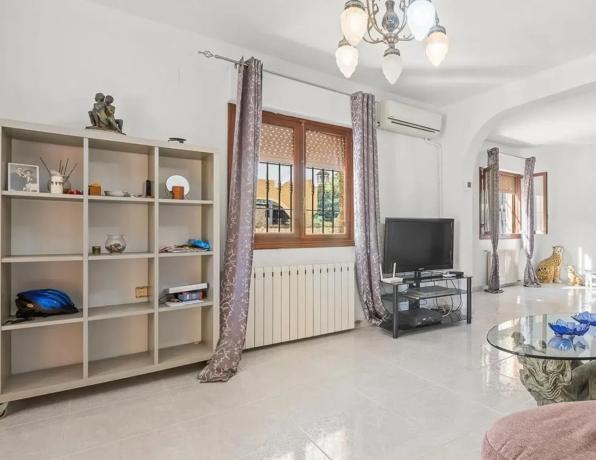 Casa independiente en calle los Pirineos, 48