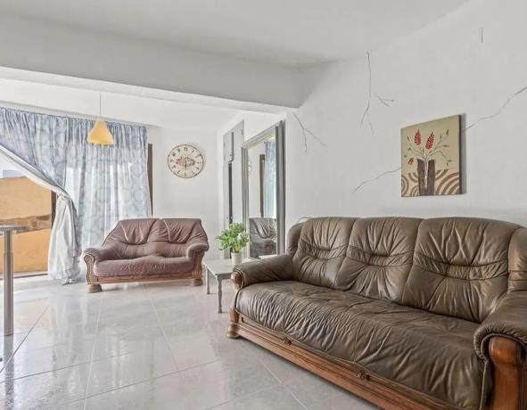 Casa independiente en calle los Pirineos, 48