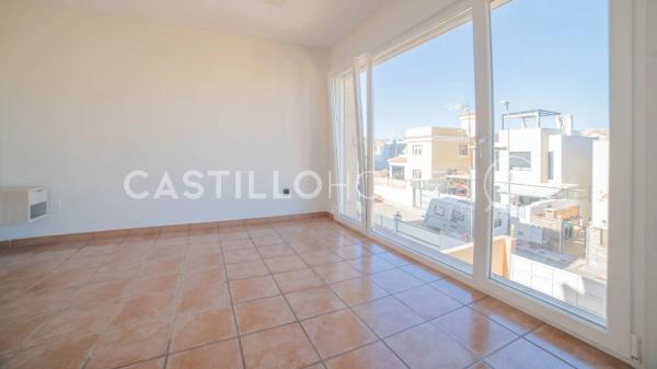 Casa independiente en calle La Sagra, 2