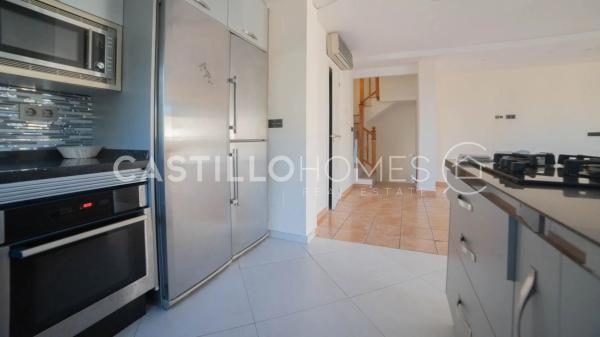 Casa independiente en calle La Sagra, 2