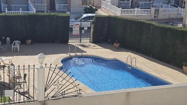 Dúplex en Barrio Villamartín-Las Filipinas