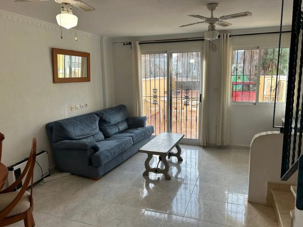 Chalet adosado en calle República Dominicana, 2 a