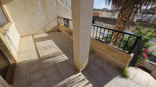 Dúplex en Barrio Villamartín-Las Filipinas