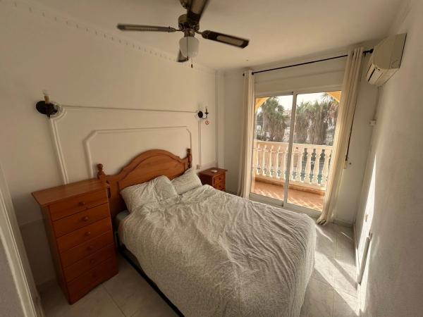 Chalet adosado en calle República Dominicana, 2 a