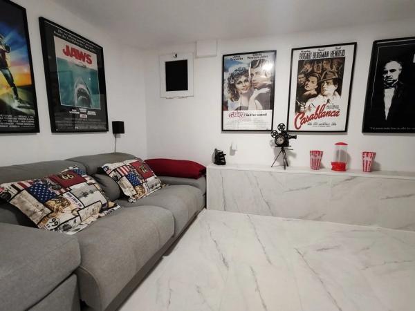 Casa independiente en calle Venezuela, 2