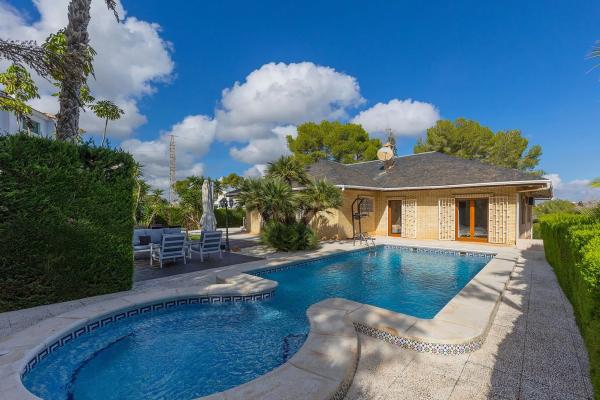 Casa independiente en calle Sierra Espuña, 1