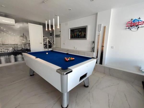 Casa independiente en calle Venezuela, 2