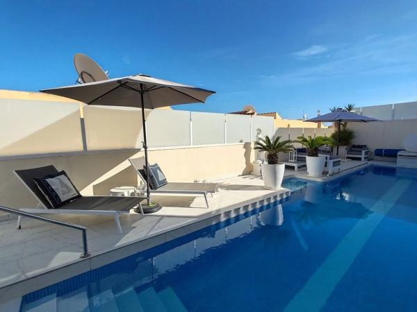 Casa independiente en calle Venezuela, 2