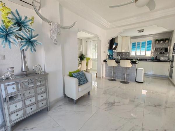 Casa independiente en calle Venezuela, 2