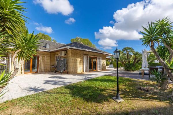 Casa independiente en calle Sierra Espuña, 1