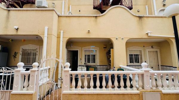 Chalet en Barrio Villamartín-Las Filipinas