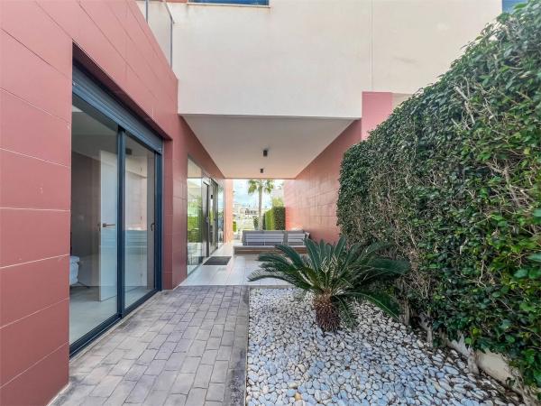 Chalet adosado en calle Paso de Calais