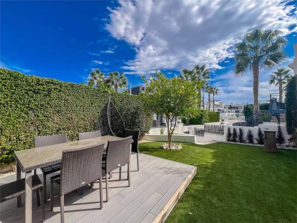 Chalet adosado en calle Paso de Calais