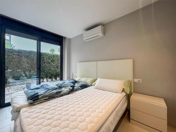 Chalet adosado en calle Paso de Calais