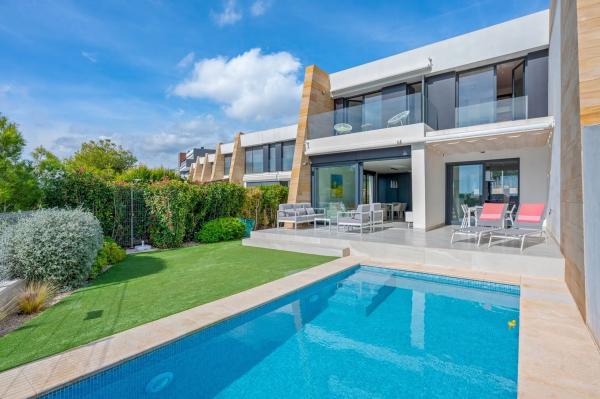 Chalet en Barrio Villamartín-Las Filipinas