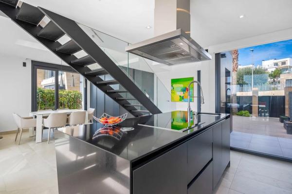 Chalet en Barrio Villamartín-Las Filipinas