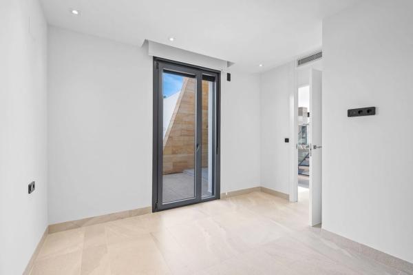 Chalet en Barrio Villamartín-Las Filipinas