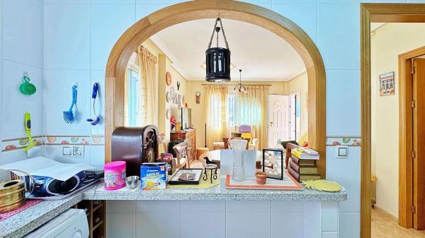 Chalet adosado en calle Comino s/n