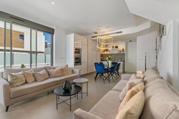 Chalet en calle la Traviata, 21