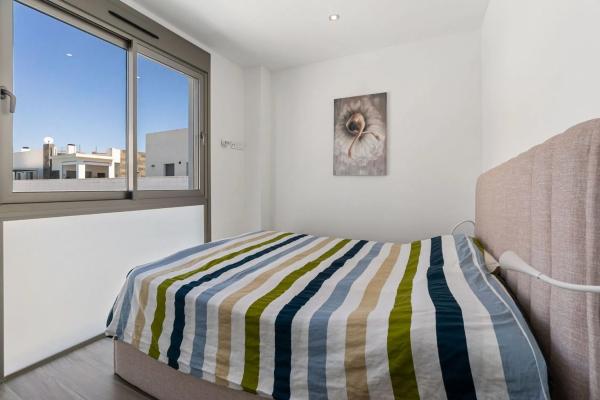 Chalet en calle la Traviata, 21