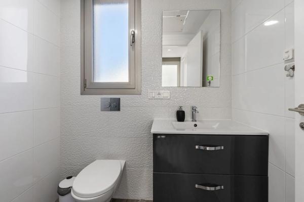 Chalet en calle la Traviata, 21