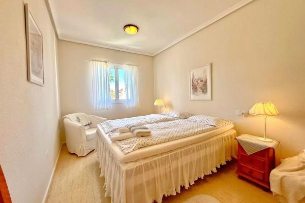 Ático en plaza R-2 los Pinos, 1 s