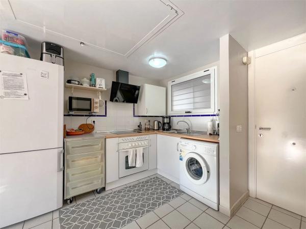 Piso en calle Santa Rufina