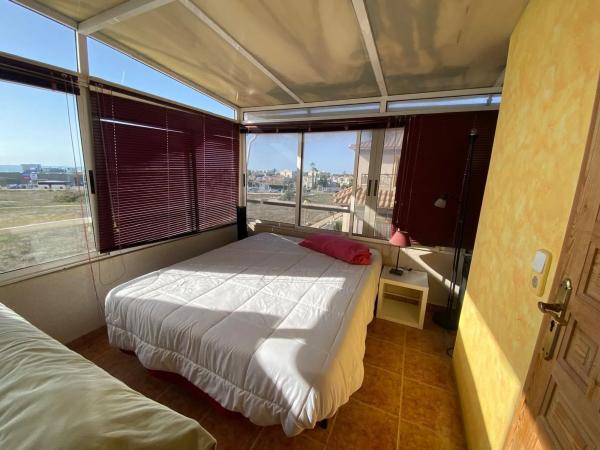 Chalet adosado en calle Torre de Pisa