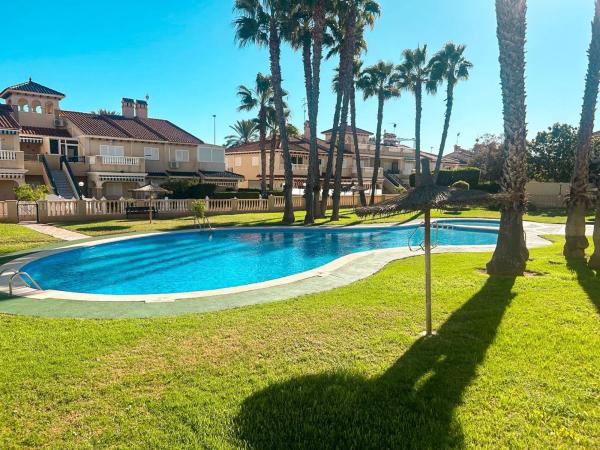 Ático en Polígono R-2 los Pinos, 44