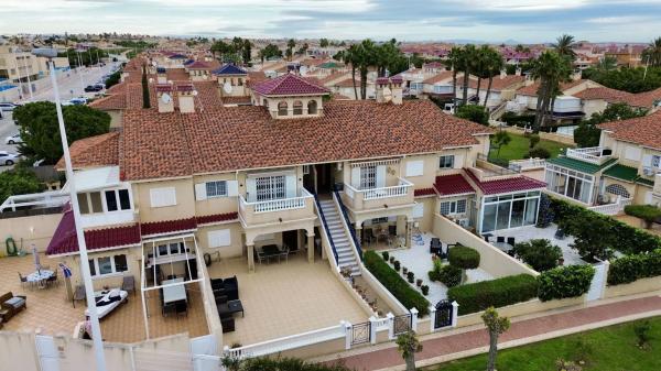 Piso en Polígono R-2 los Pinos, 43