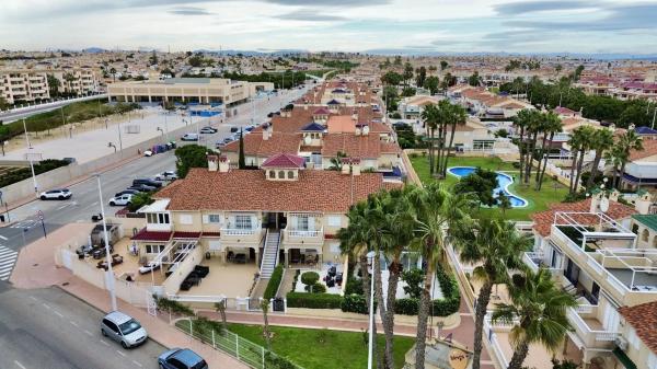 Piso en Polígono R-2 los Pinos, 43