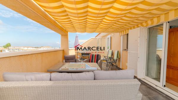 Ático en calle Abeto