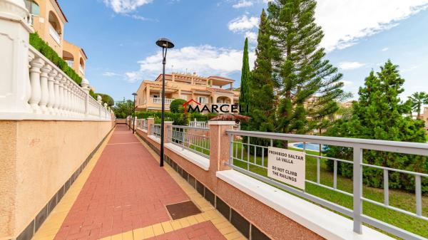 Ático en calle Abeto