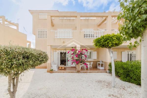 Chalet en Barrio Zeniamar-Horizonte-La Campana