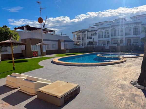 Piso en calle Almorávides, 10