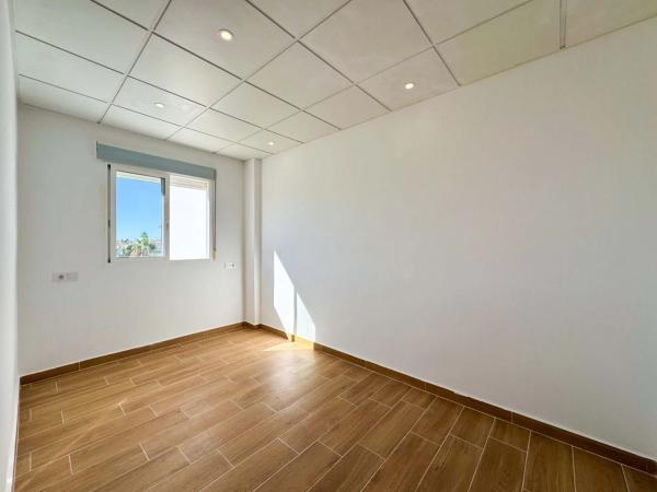 Ático en calle Torre de Pisa