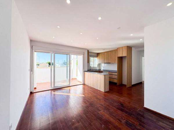 Piso en calle Torre de Pisa