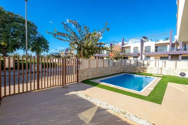 Chalet en calle Lila s/n