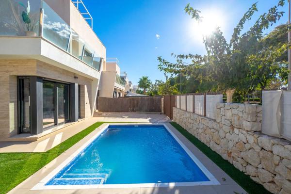 Chalet en calle Lila s/n