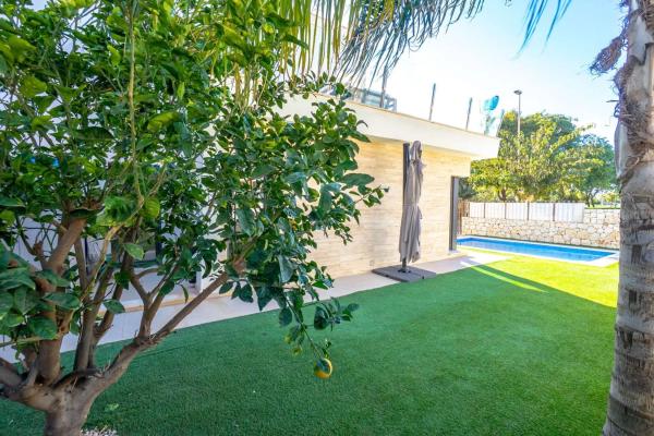 Chalet en calle Lila s/n