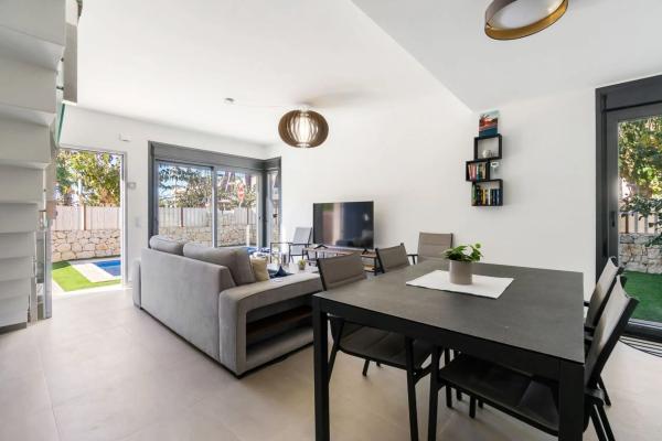 Chalet en calle Lila s/n