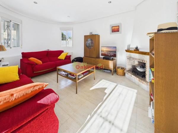 Chalet en calle Esparto