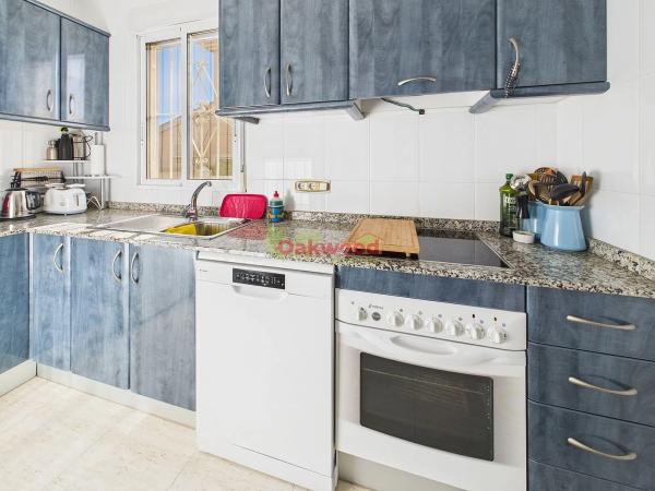 Chalet en calle Esparto