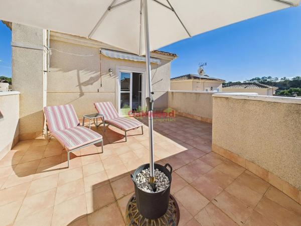 Chalet en calle Esparto