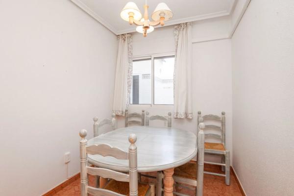 Chalet adosado en calle Pedro Sánchez