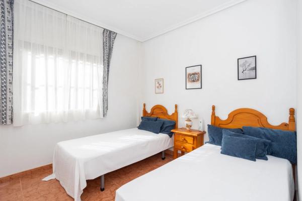 Chalet adosado en calle Pedro Sánchez